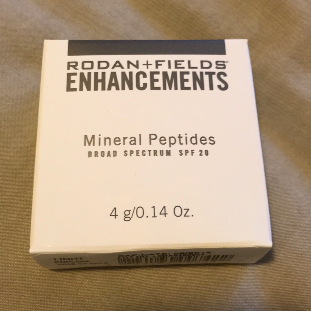 Rodan + Fields Mineral Peptides color Light